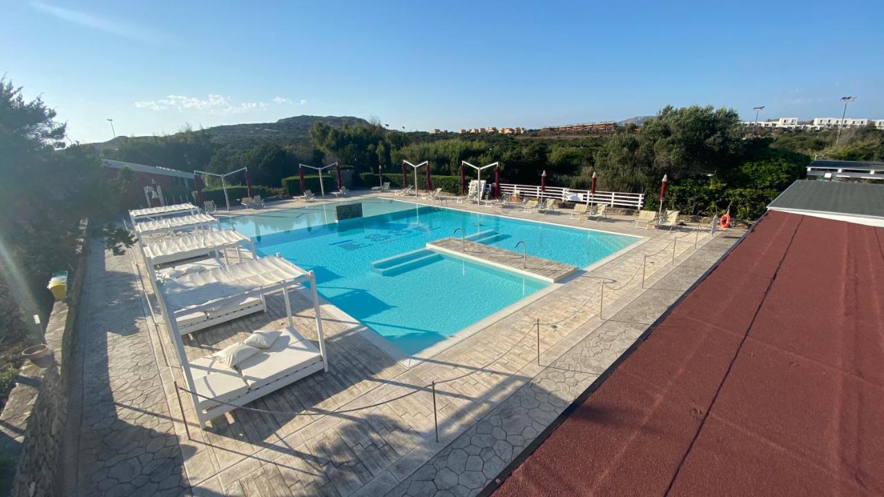 Hotel Club Esse Sporting Stintino Exterior foto